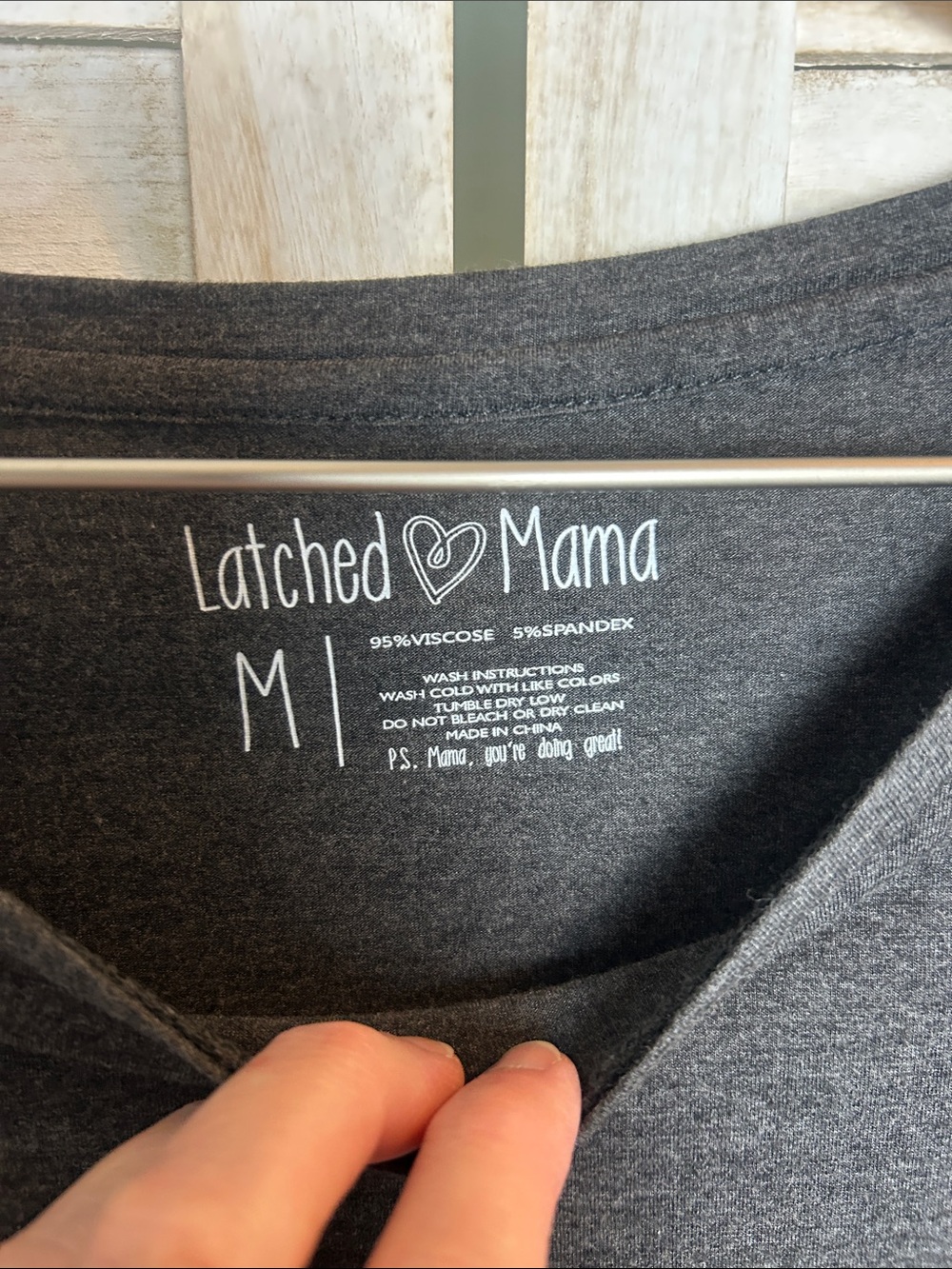 Latched Mama Short Sleeved Nursing Top. Size Medium - Picture 3 of 8